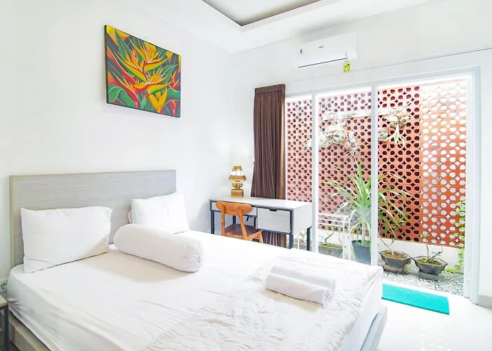 Pensión White Blue House 5 - Pvt Room, Shared Pool&kitchen 3*