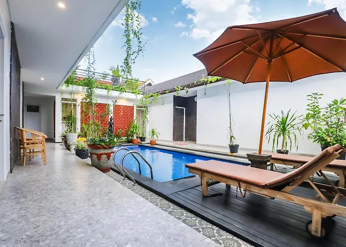 White Blue House 5 - Pvt Room, Shared Pool&kitchen Pensión